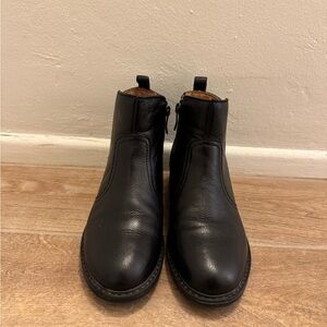 Easy Spirit Black Ankle Boots